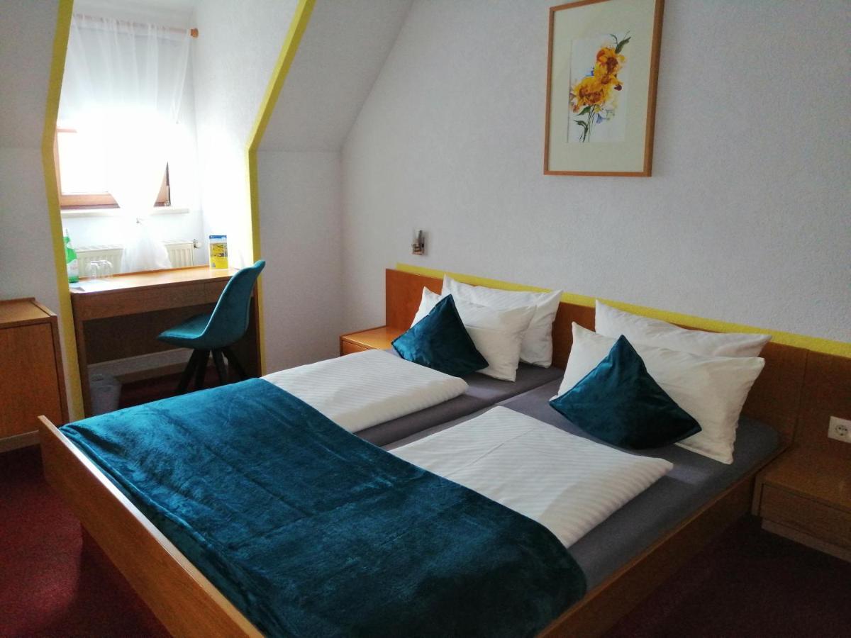 Hotel Wilder Mann Feuchtwangen Ngoại thất bức ảnh