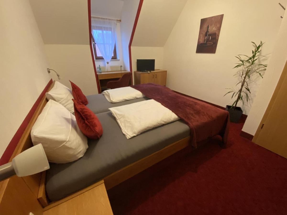 Hotel Wilder Mann Feuchtwangen Ngoại thất bức ảnh