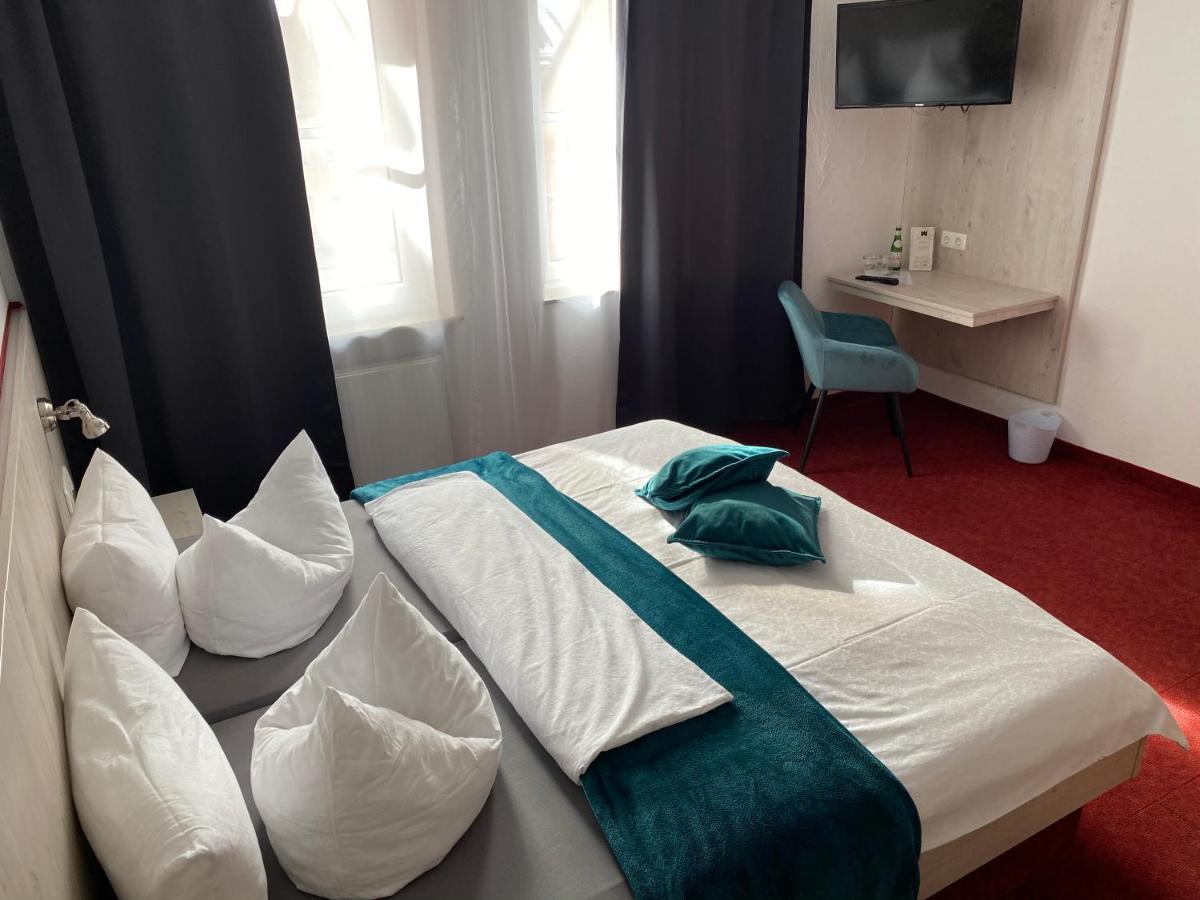 Hotel Wilder Mann Feuchtwangen Ngoại thất bức ảnh