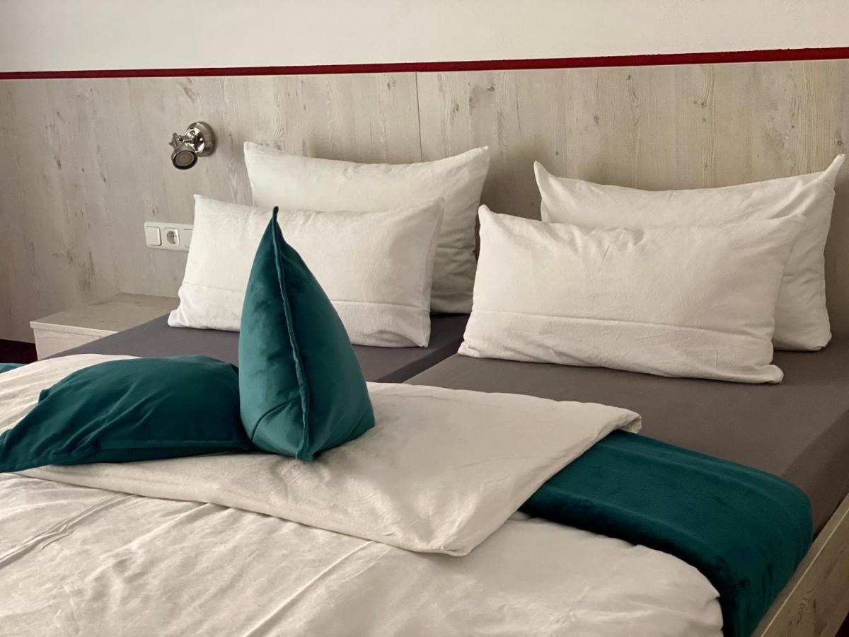 Hotel Wilder Mann Feuchtwangen Ngoại thất bức ảnh