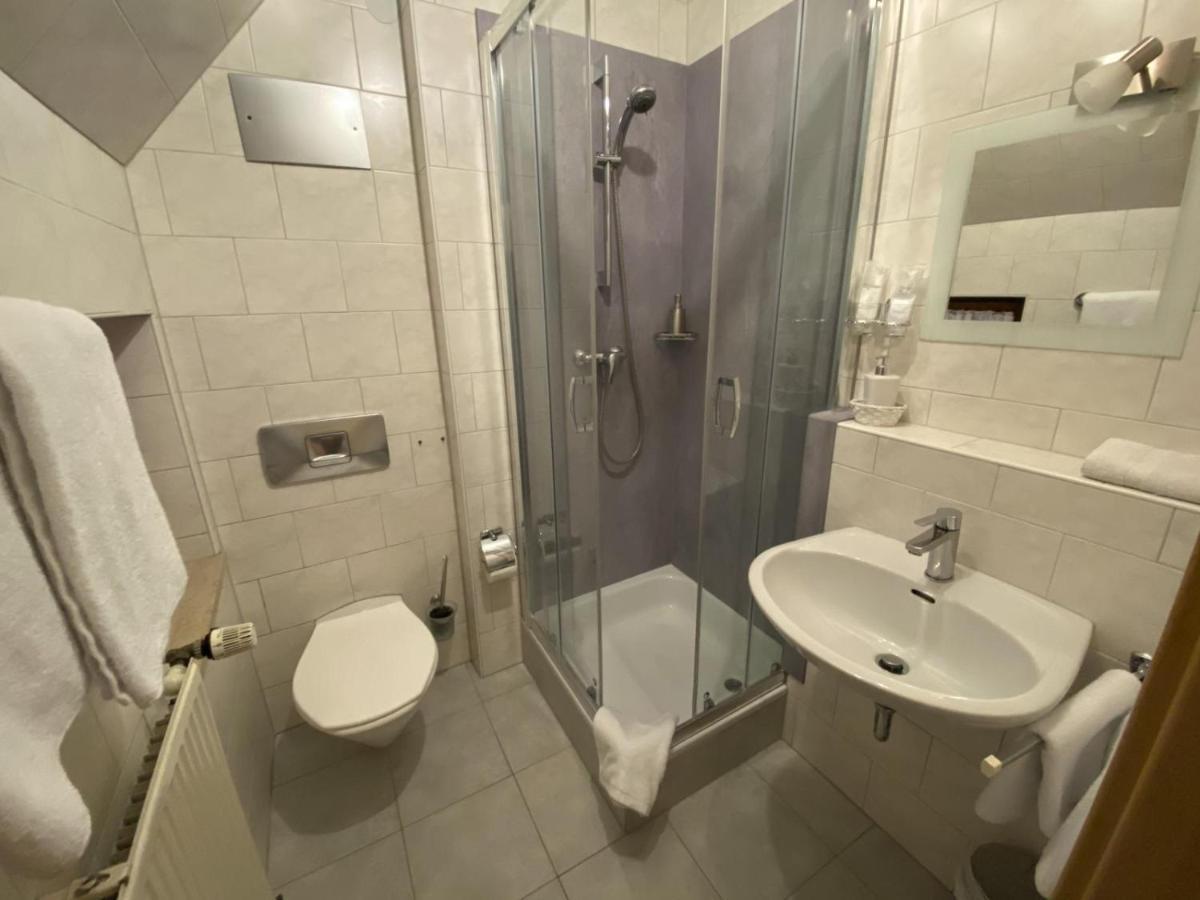 Hotel Wilder Mann Feuchtwangen Ngoại thất bức ảnh