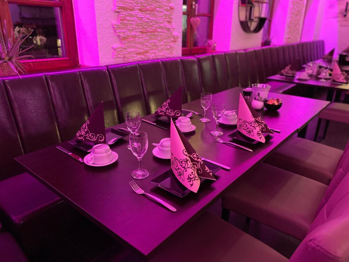 Hotel Wilder Mann Feuchtwangen Ngoại thất bức ảnh